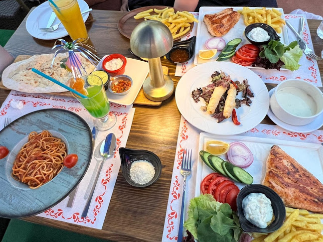 Diana & Sisters steak house fun & pub Beach Bar - Marmaris