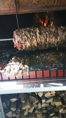 Dostlar Cağ Kebap - Gastronomi ve konaklama