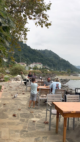 Opinii despre Civra Balik Restaurant în Sürmene - Gastronomi ve konaklama