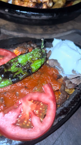 Palatium Cafe and Restaurant - Gastronomi ve konaklama