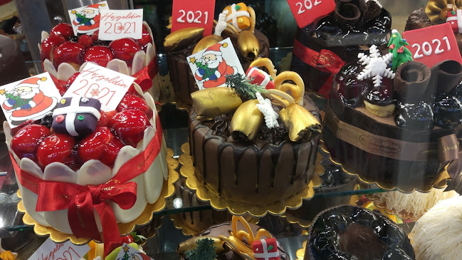 Opinii despre Kazanoğulları Pastaneleri în Ümraniye - Gastronomi ve konaklama