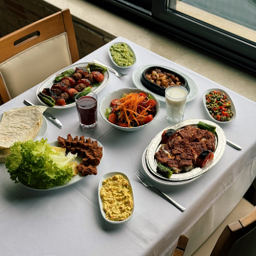 Opinii despre AFYA Et & Kebap în Çekmeköy - Gastronomi ve konaklama