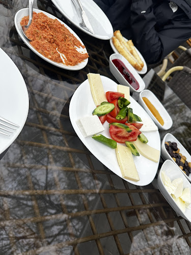 Orfoz Cafe & Restaurant