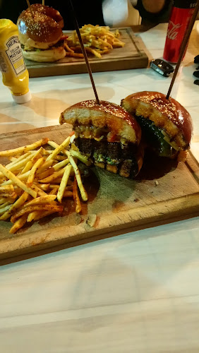 Comentarii opinii despre Special Et Steak House