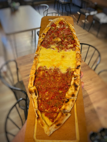 Comentarii opinii despre UĞUR DÖNER - PİDE & LAHMACUN & PİZZA