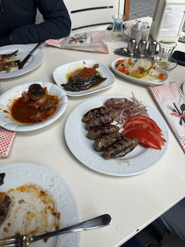 Opinii despre Meraklı ev yemekleri în Kuşadası - Gastronomi ve konaklama