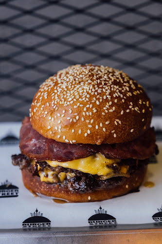 Opinii despre Burger Street Urla în İzmir - Gastronomi ve konaklama