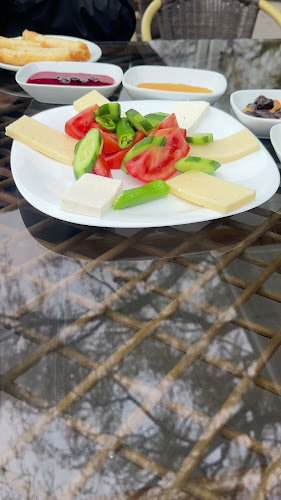 Orfoz Cafe & Restaurant - Gastronomi ve konaklama