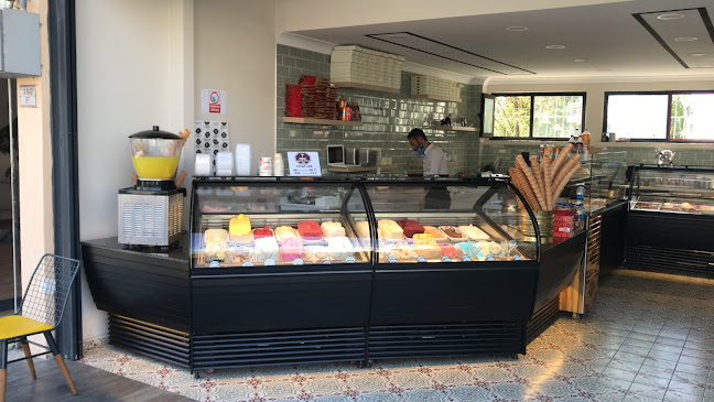 Ata, Dikmen Cd No:362 D:E, 06460 Çankaya/Ankara, Türkiye