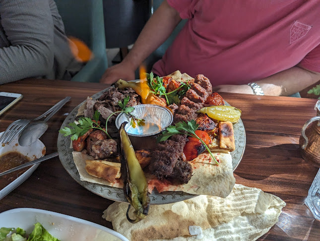 Bedir Şark Sofrası - Gastronomi ve konaklama