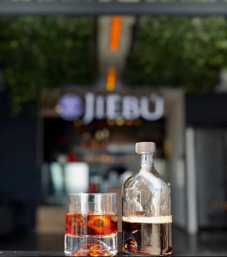 JIĒBÚ Coffee - Gastronomi ve konaklama