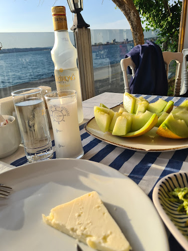 Buğra Restoran Yeni Nesil Meyhane - İstanbul
