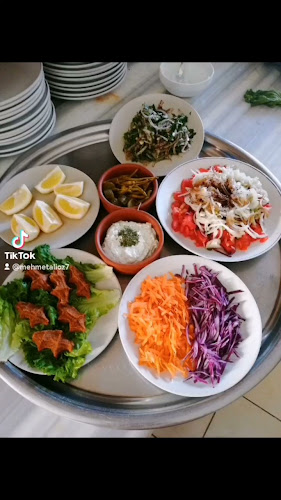 Özkardeşler Canlı Alabalık