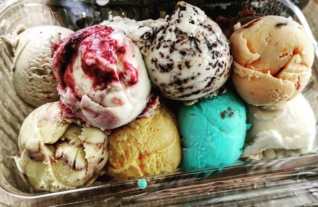 Elit Kornet Dondurma - Gastronomi ve konaklama