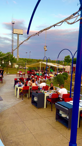 Opinii despre Batıpark Karadeniz Balık Restaurant în İlkadım - Gastronomi ve konaklama