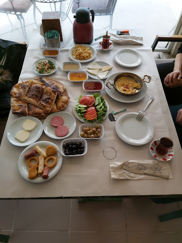 Gar Restaurant - Gastronomi ve konaklama