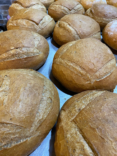 Comentarii opinii despre MİRAY EKMEK FIRINI