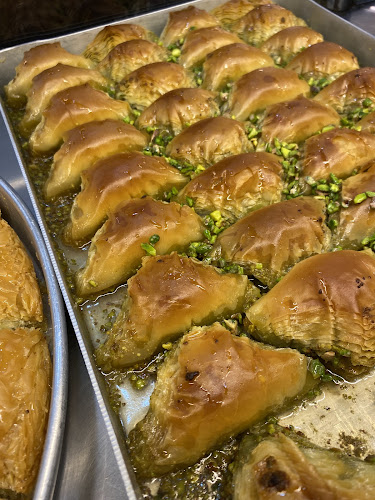 Opinii despre MİRAY EKMEK FIRINI în Konyaaltı - Gastronomi ve konaklama