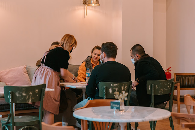 Piaf Cafe & Restaurant - Gastronomi ve konaklama