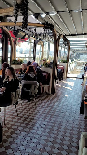 Opinii despre The Hunger Kıyı İstanbul în Büyükçekmece - Gastronomi ve konaklama