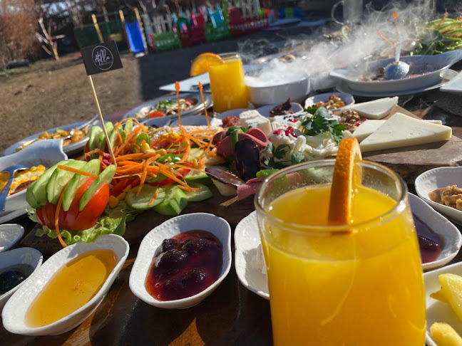 Atila Breakfast Summer Garden