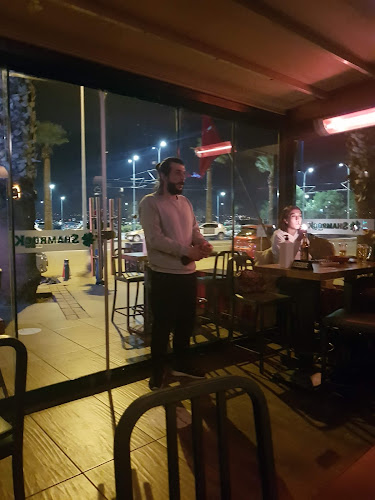 Opinii despre Shamrock Irish Pub în Karşıyaka - Gastronomi ve konaklama