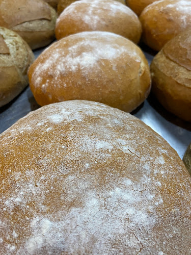 Opinii despre MİRAY EKMEK FIRINI în Konyaaltı - Gastronomi ve konaklama