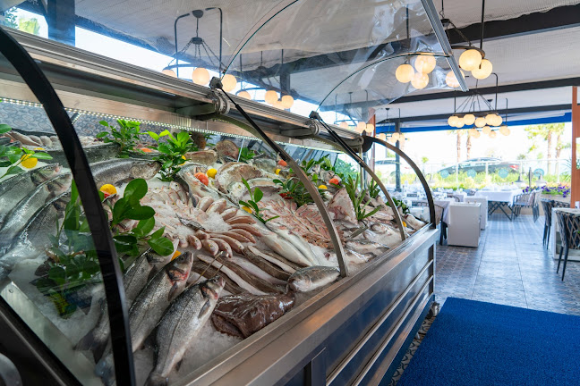 Opinii despre AB BALIK SEA FOOD în Konyaaltı - Gastronomi ve konaklama