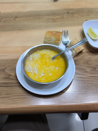 Yemek, Camikebir Mahallesi Vakıf Gökdeleni Gökdelen Mş Merkezi Saray Kozde Sulu, 38010 Melikgazi