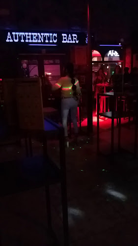 Opinii despre Kuşadası Clup Bar în Kuşadası - Gastronomi ve konaklama