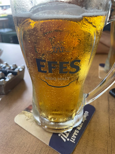 Shamrock Irish Pub - Gastronomi ve konaklama