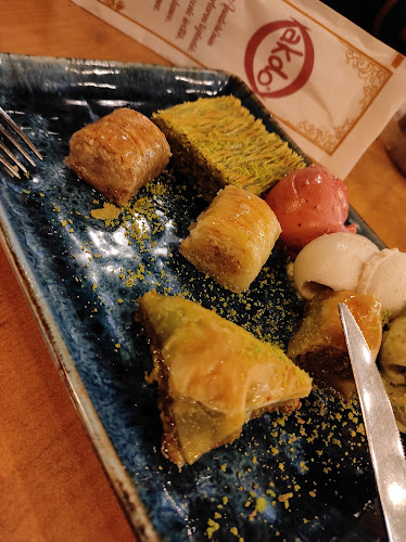 Akdo Dondurma Esentepe Şube - Gastronomi ve konaklama