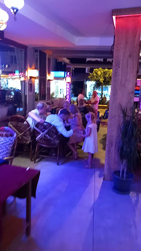 Comentarii opinii despre Merhaba Garden Restaurant