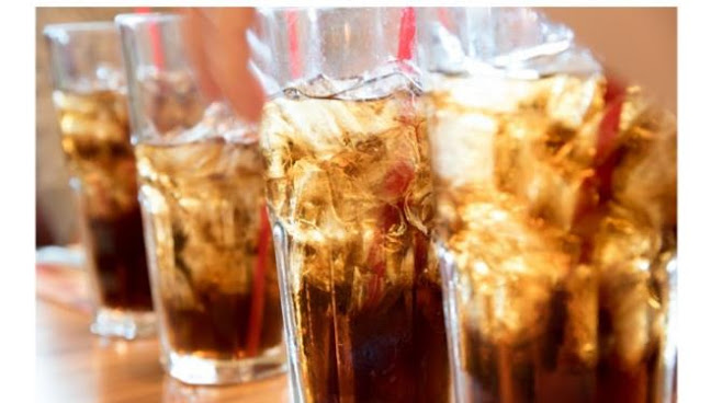 Comentarii opinii despre KIRMIZI BEYAZ AKYOL PARK AİLE ÇAY BAHÇESİ