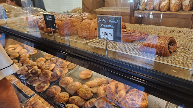 Opinii despre Keskin Fırın în Çeşme - Gastronomi ve konaklama