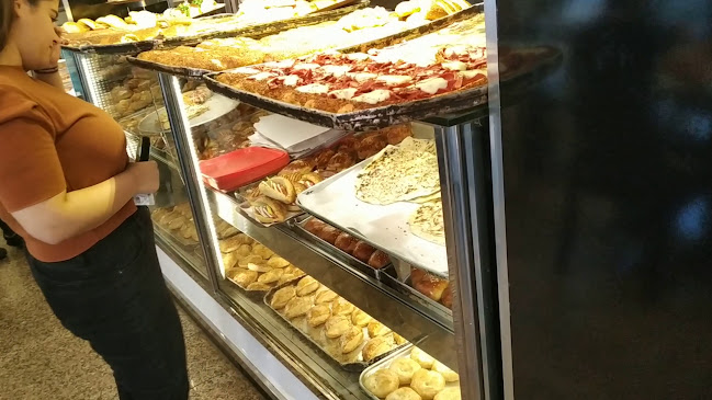 Opinii despre Üniversite 2 Unlu Mamulleri în Bornova - Gastronomi ve konaklama