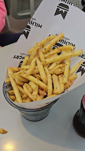 Opinii despre Milhungry İstanbul în Kadıköy - Gastronomi ve konaklama