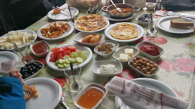 Opinii despre Nida-i İkram Kahvaltı Ve Gözleme Evi în Yıldırım - Gastronomi ve konaklama