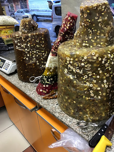 Yıldırım Kayısı ve kuruyemiş - Gastronomi ve konaklama