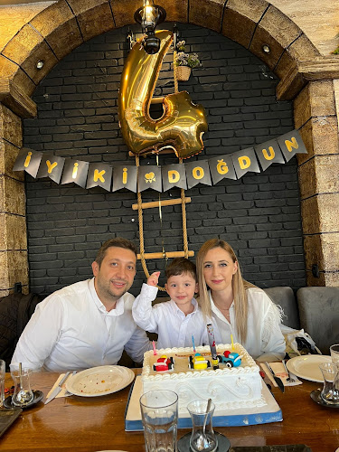 Comentarii opinii despre Tarihi Aynalı Fırın Törekent Şube