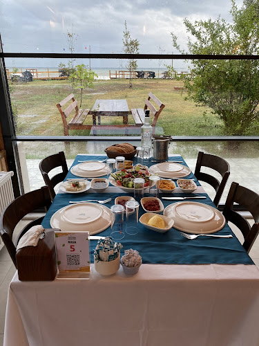 GEBELİT ÖZTÜRK RESTORAN - Gastronomi ve konaklama