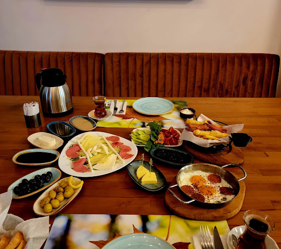 Opinii despre Gazelle Cafe în İstanbul - Gastronomi ve konaklama