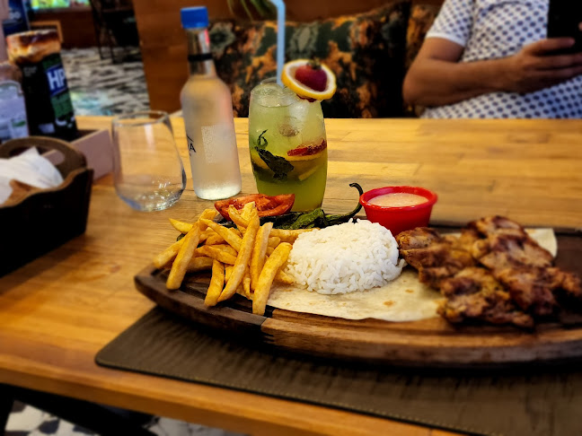 Quasis Seyri Alem Cafe Restaurant - Gastronomi ve konaklama