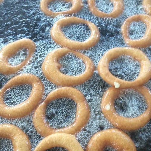 Opinii despre Lokma Emiroğlu Unlu Mamülleri în Burhaniye - Gastronomi ve konaklama