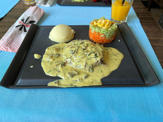 Opinii despre Marvista Restaurant în Kuşadası - Gastronomi ve konaklama