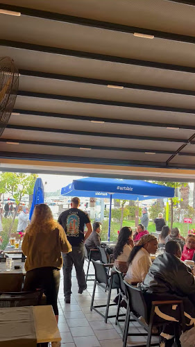 Opinii despre Diamond Pub Cafe Restaurant în Bodrum - Gastronomi ve konaklama