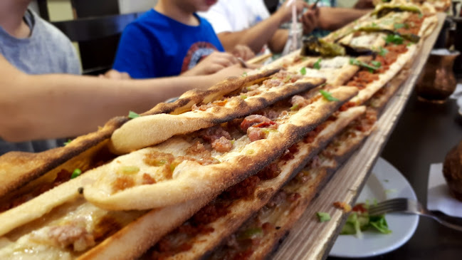 Comentarii opinii despre Meşhur Konyalı Etli Ekmek