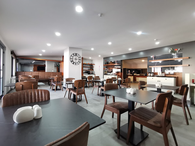 Ada Restaurant - Cafe