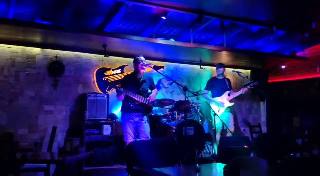 Opinii despre Musti Cafe & Restaurant în Dikili - Gastronomi ve konaklama