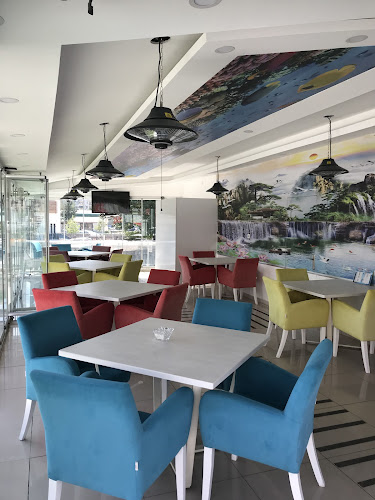 Mira Balıkçılık Restoran/Balık Pazarı.